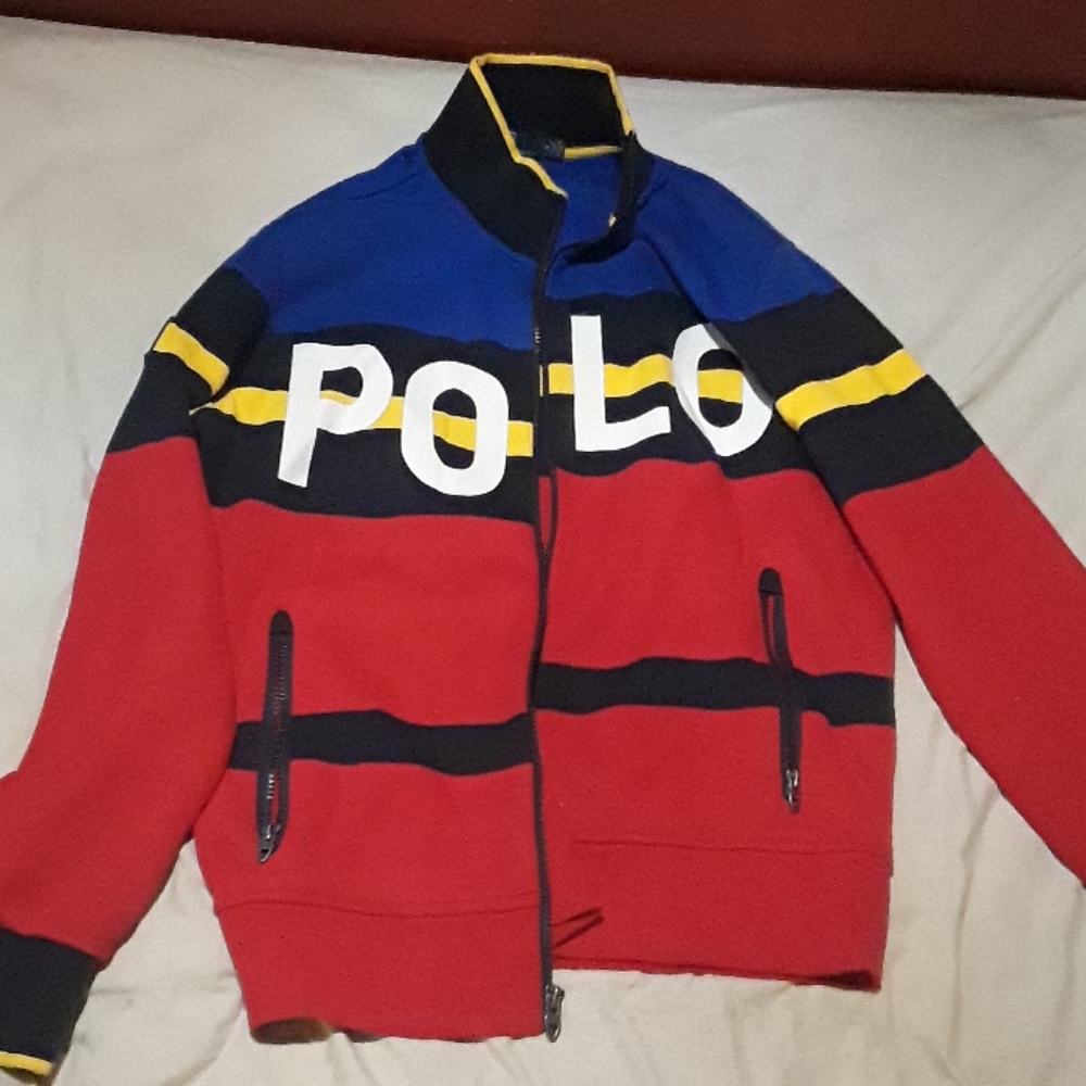 Size medium polo hi tech jacket